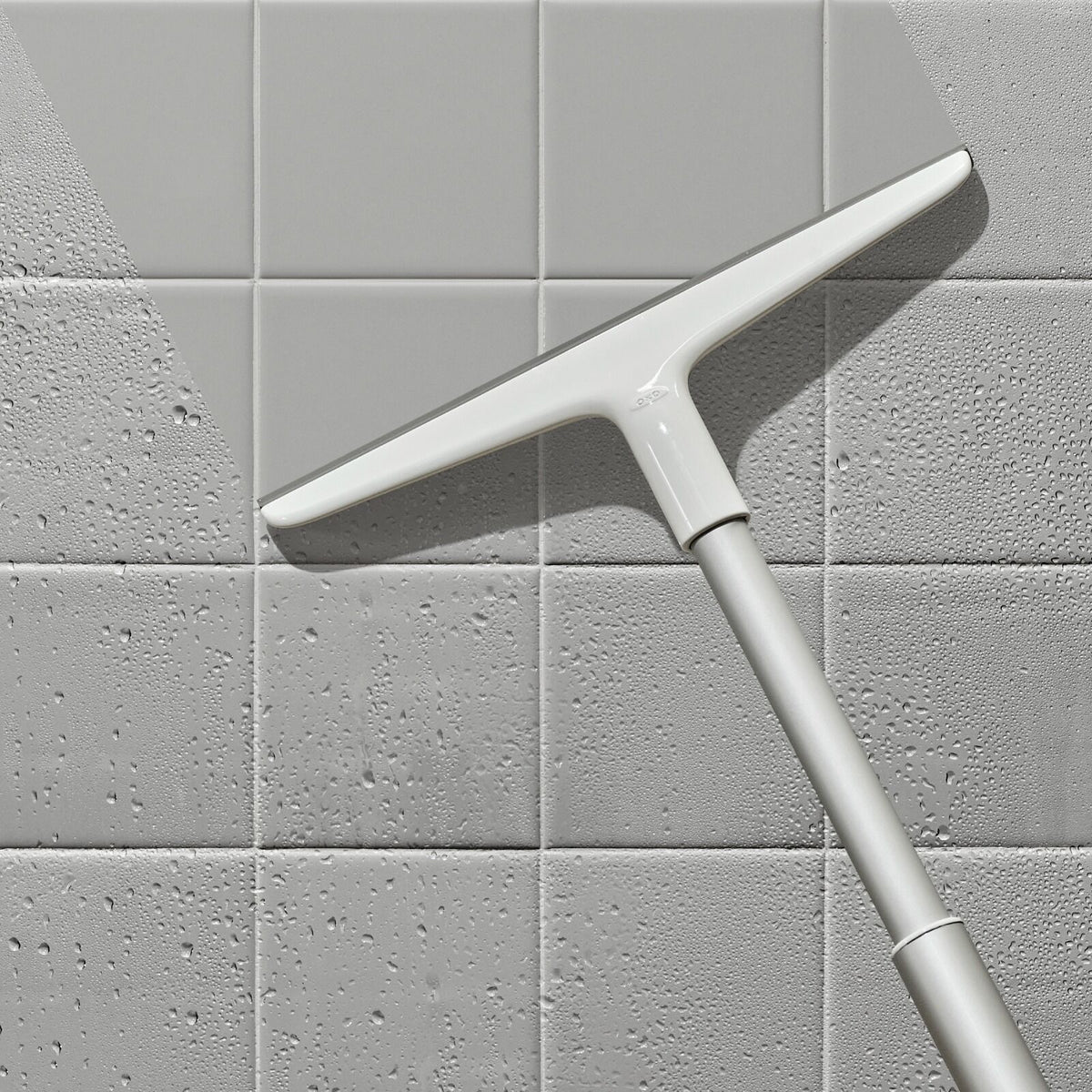 aluminum-extendable-squeegee-h0 gg_12397900_aluminumextsqueegee_pdp_02.jpeg