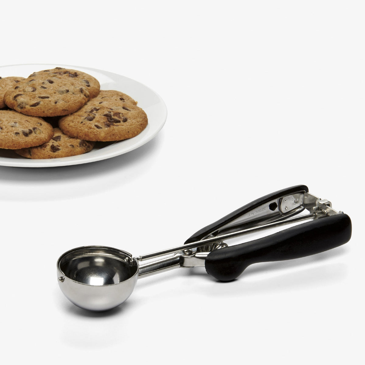 large-cookie-scoop-b5 1044082_5_large_cookie_scoop.jpg