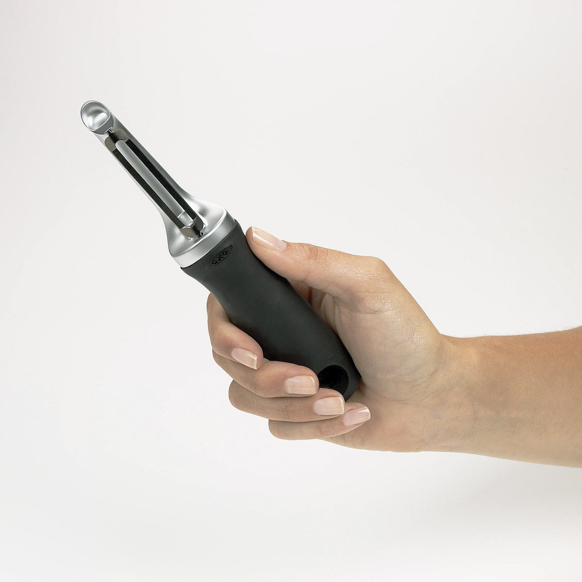 pro-swivel-peeler-o2 1057966_5_oxogoodgrips_proswivelpeeler.jpg