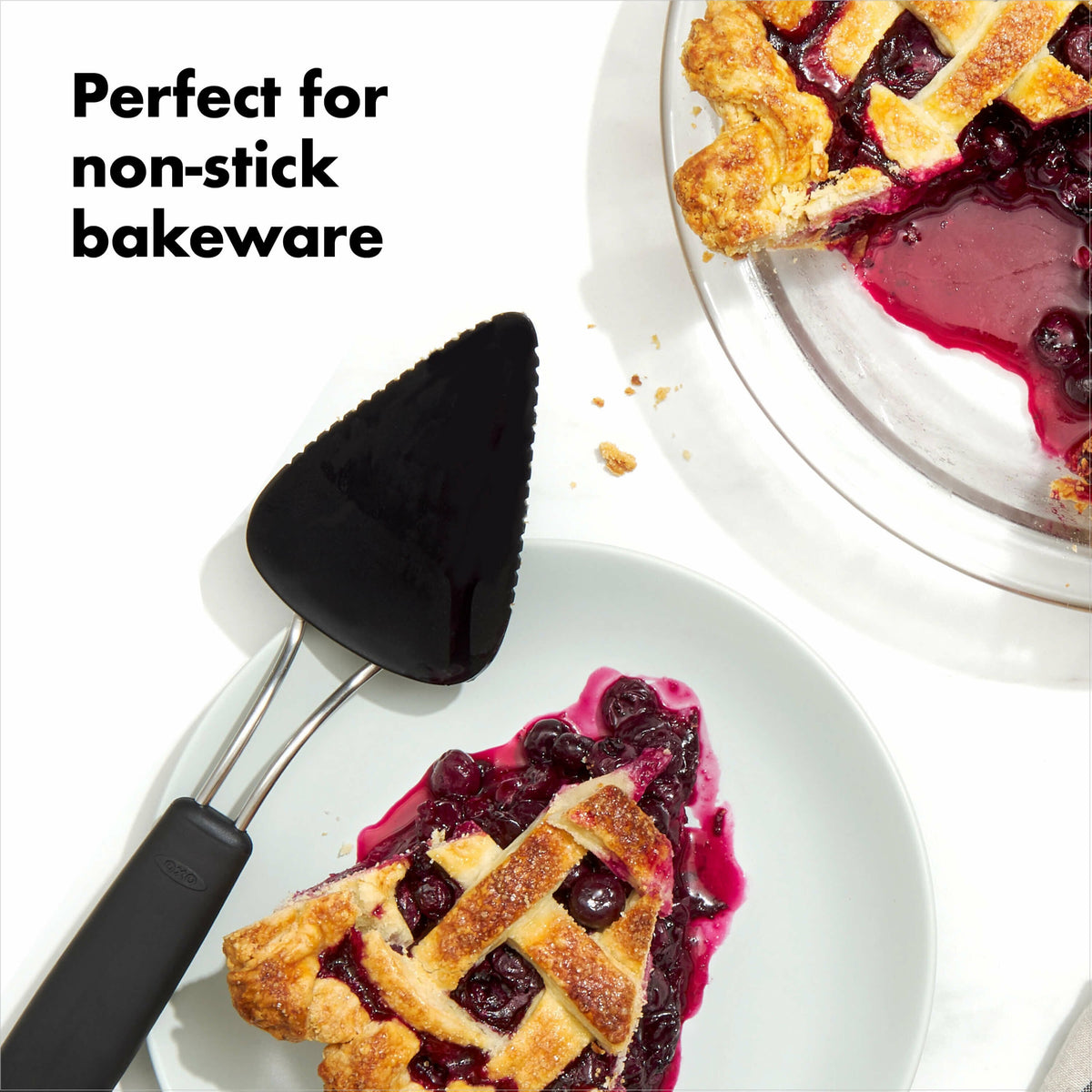 nylon-flexible-pie-server-l3 1064984_8b_1_.jpg