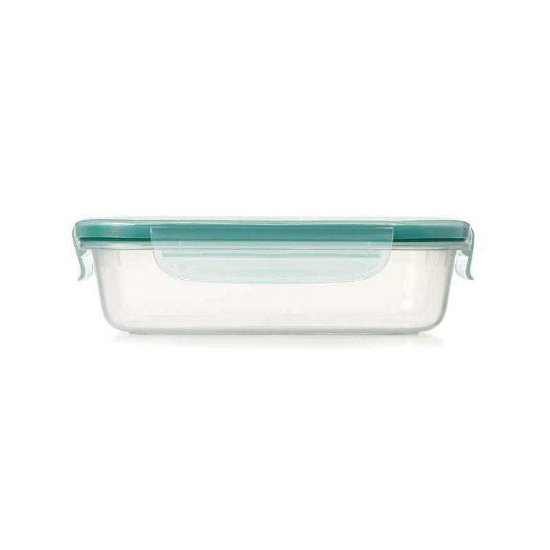 oxo-good-grips-5-1-cup-smart-seal-plastic-container-a9 11175100snap5point1cup.jpg