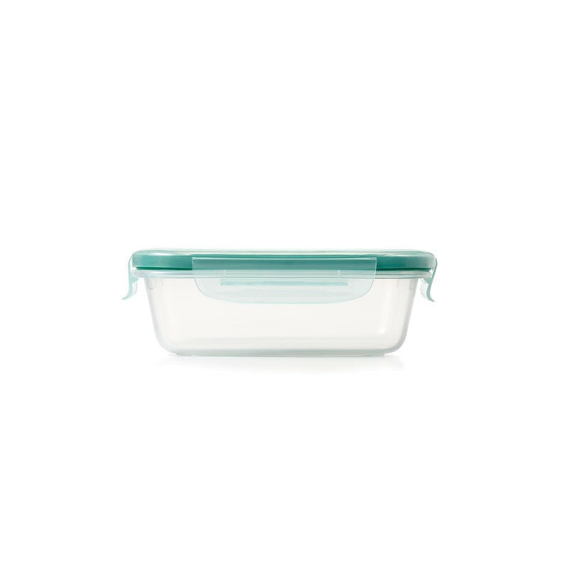 oxo-good-grips-3-cup-smart-seal-plastic-container-v3 11175300snap3cup1.jpg