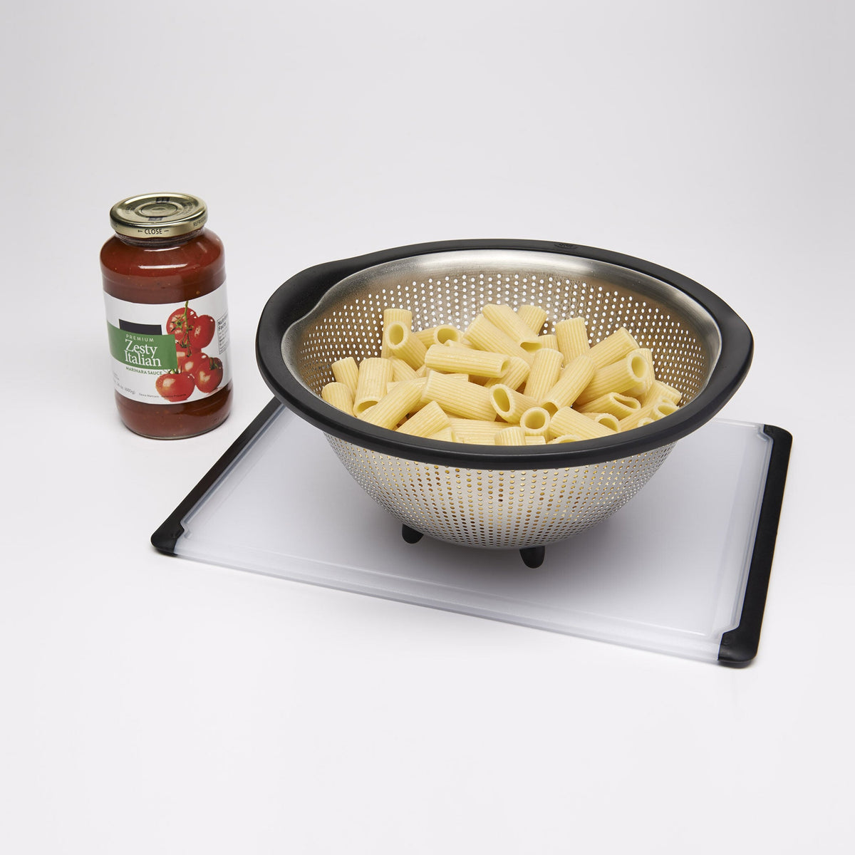 5-quart-stainless-steel-colander-x2 1134700_5_oxogoodgrips_5qtstainlesssteelcolander.jpg