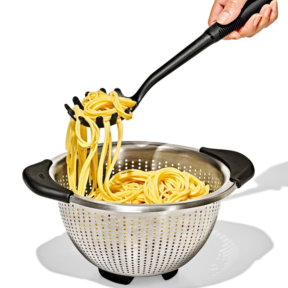 oxo-good-grips-nylon-spaghetti-server-n4 1190900v6_pdp_carousel_2.jpeg