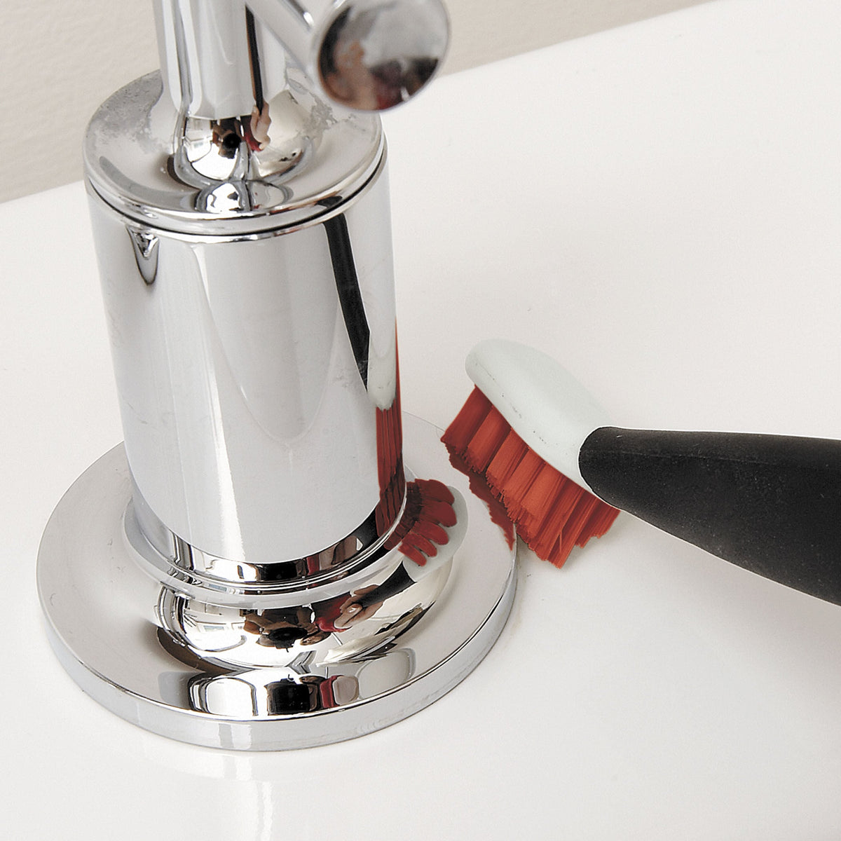 deep-clean-brush-set-y6 1285700_3_deep_clean_brush_set_-_orange.jpg