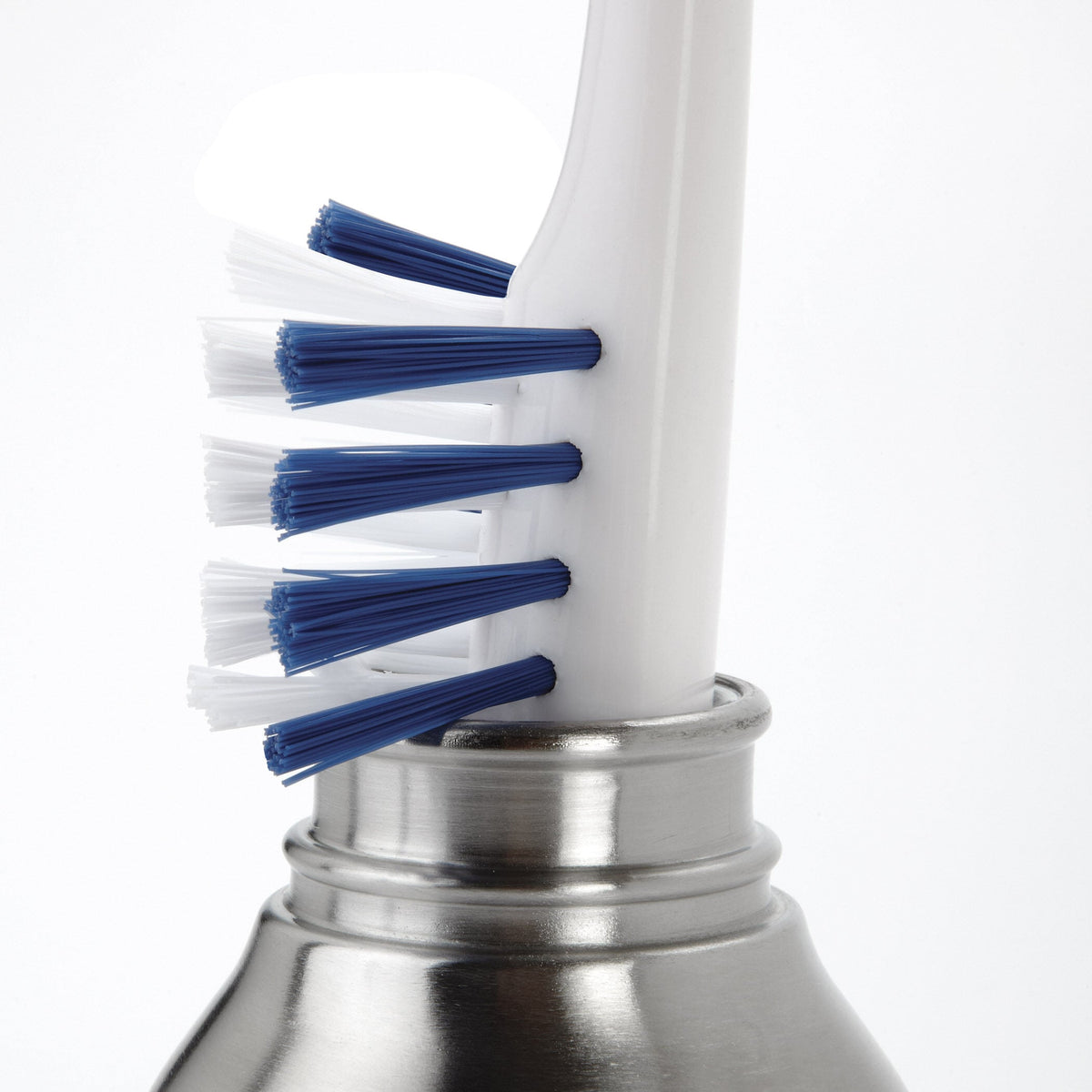 water-bottle-cleaning-set-q8 1329080_4_2_water_bottle_cleaning_set.jpg