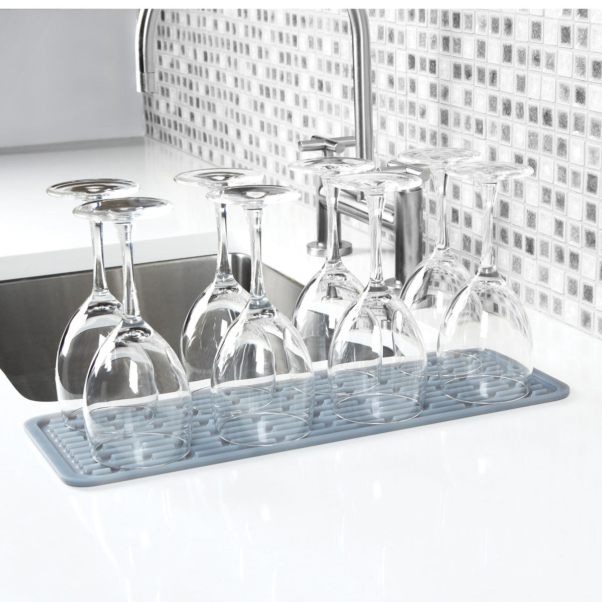 silicone-wine-glass-drying-mat-y5 1372100_3_silicone_wine_glass_drying_mat.jpg