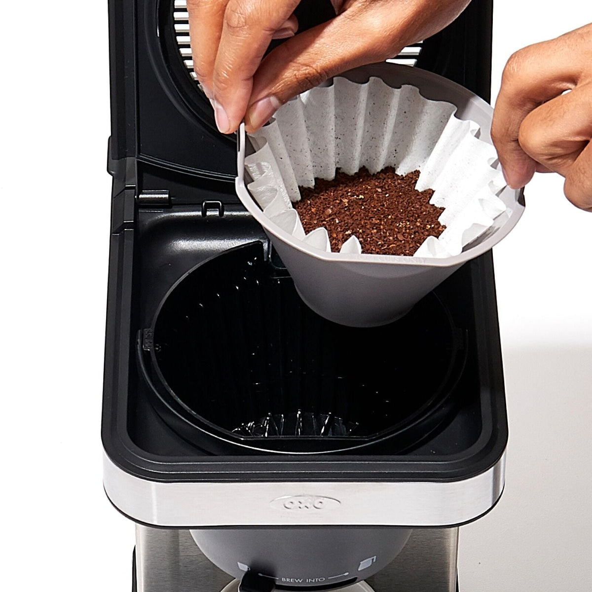 8-cup-coffee-maker-with-podless-single-serve-function-and-glass-carafe-l8 brew_8722000_8-cup-glass-coffee-maker-podless_pdp_04.jpeg