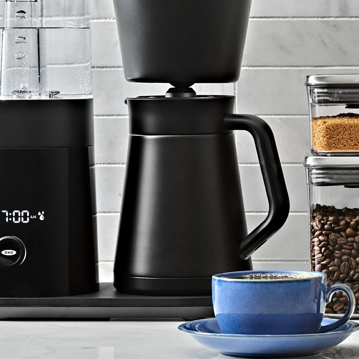 replacement-carafe-for-9-cup-coffee-maker-matte-black-l5 brew_8725100_9-cup-coffee-maker-black-carafe_pdp_03_1_.jpeg