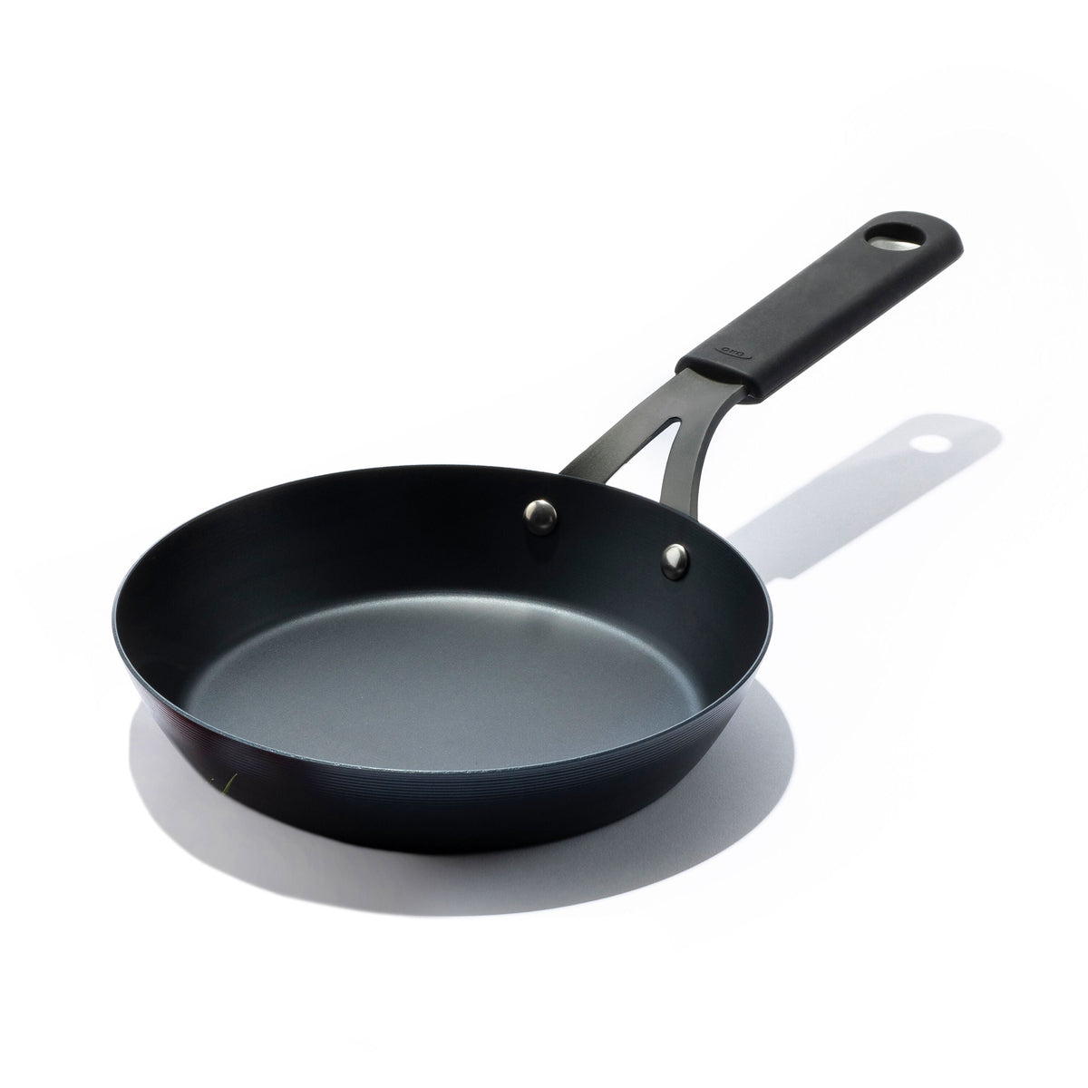 carbon-steel-obsidian-series-8-inch-frypan-with-silicone-sleeve-u9 cc005099-001-1.jpg