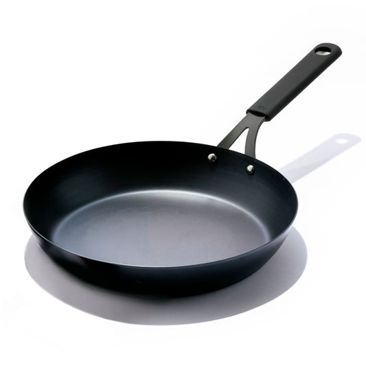 oxo-carbon-steel-obsidian-series-12-inch-frypan-with-silicone-sleeve-m1 cc005101-001-1.jpg