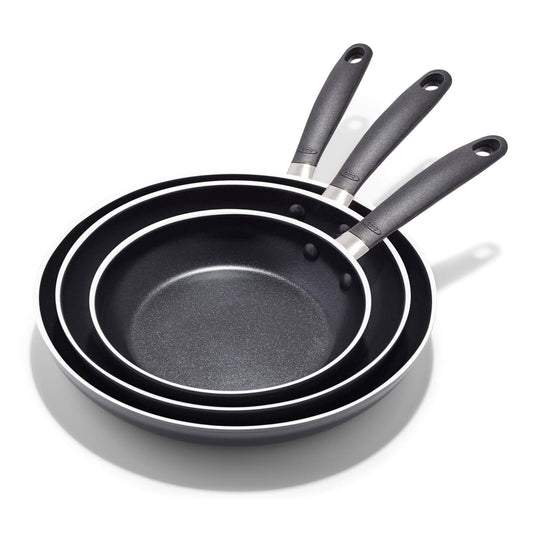 non-stick-pro-every-day-3-piece-frying-pan-set-g5 cc010474-001-oxo-non-stick-everyday-8-10-12-3-piece-open-frypan-set_pdp_01.jpg
