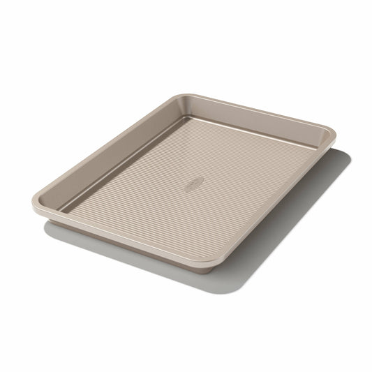 non-stick-pro-quarter-sheet-jelly-roll-pan-9-x-13-r5 gg_11165000v1_201216_01_1_.jpg