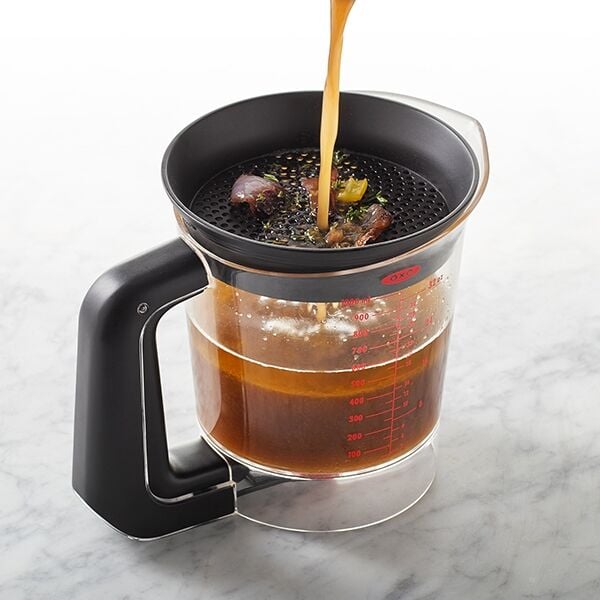 oxo-good-grips-good-gravy-fat-separator-4-cup-k6 gg_11198900_9c.jpg