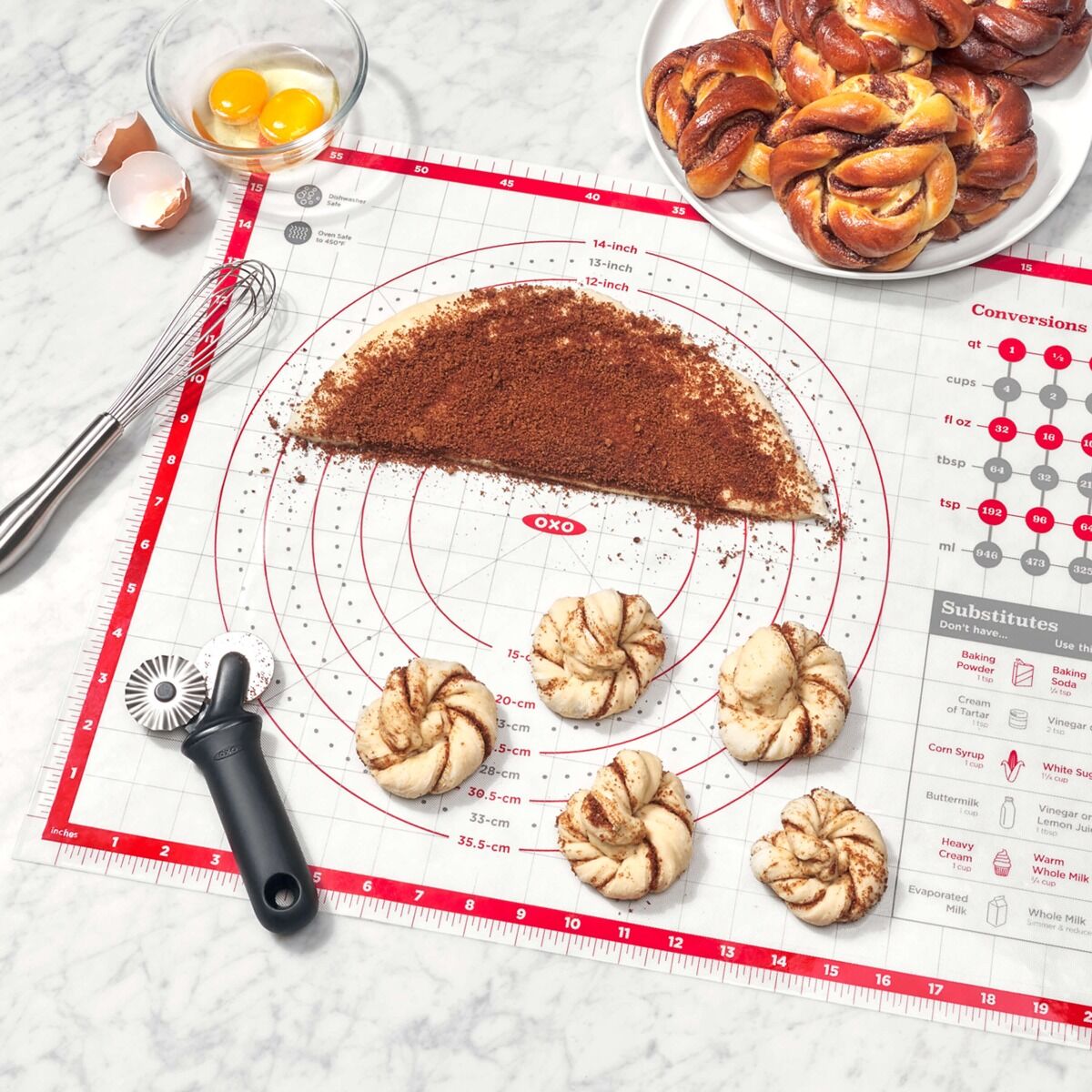 oxo-silicone-pastry-mat-u2 gg_11211300_9c_1_.jpg
