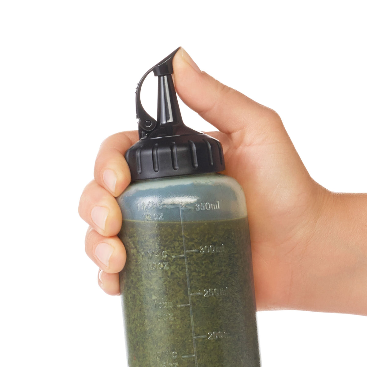 oxo-chef-s-squeeze-bottles-6-ounces-e3 gg_11219200_4b.jpg