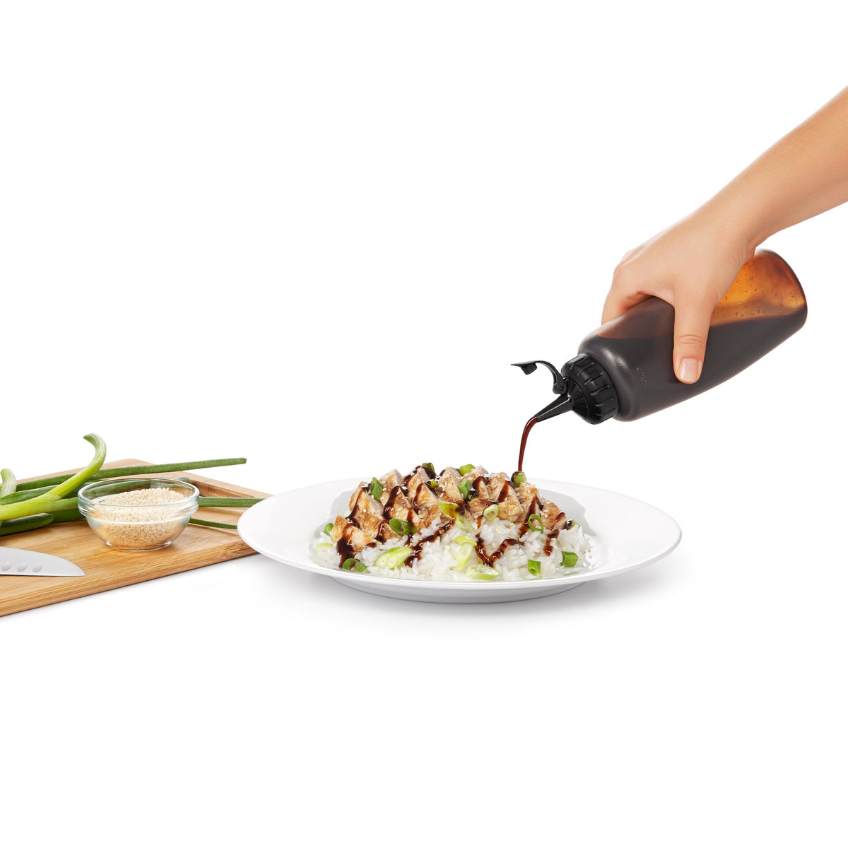 oxo-chef-s-squeeze-bottles-12-ounces-u0 gg_11219300_4d.jpg