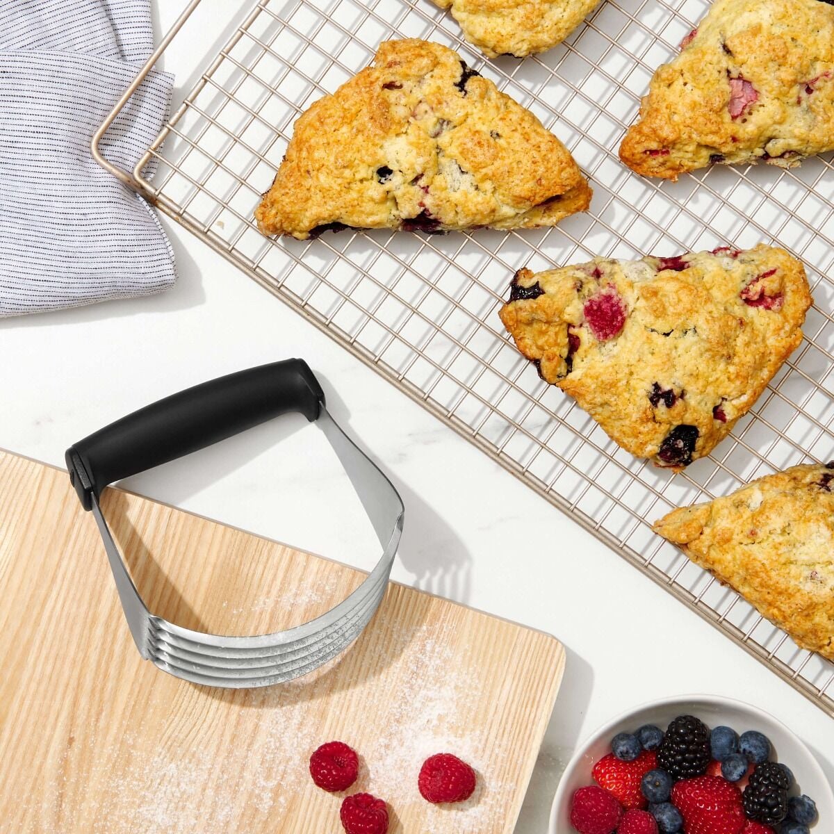 dough-blender-with-blades-s5 gg_1124200_9c_1_.jpg