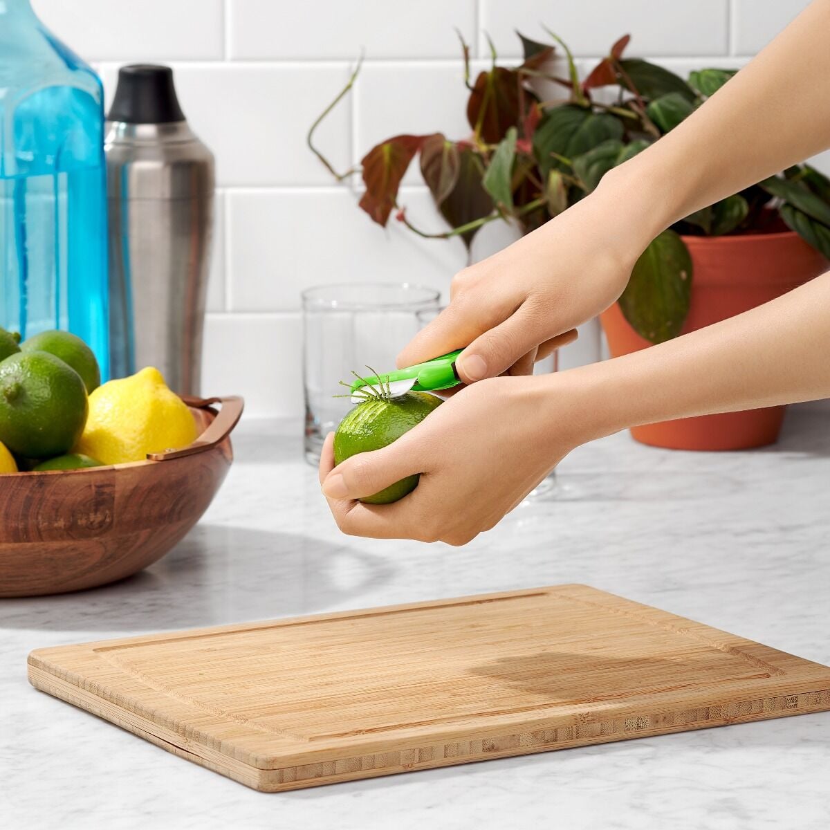 citrus-peeler-b3 gg_11244200_4.jpg