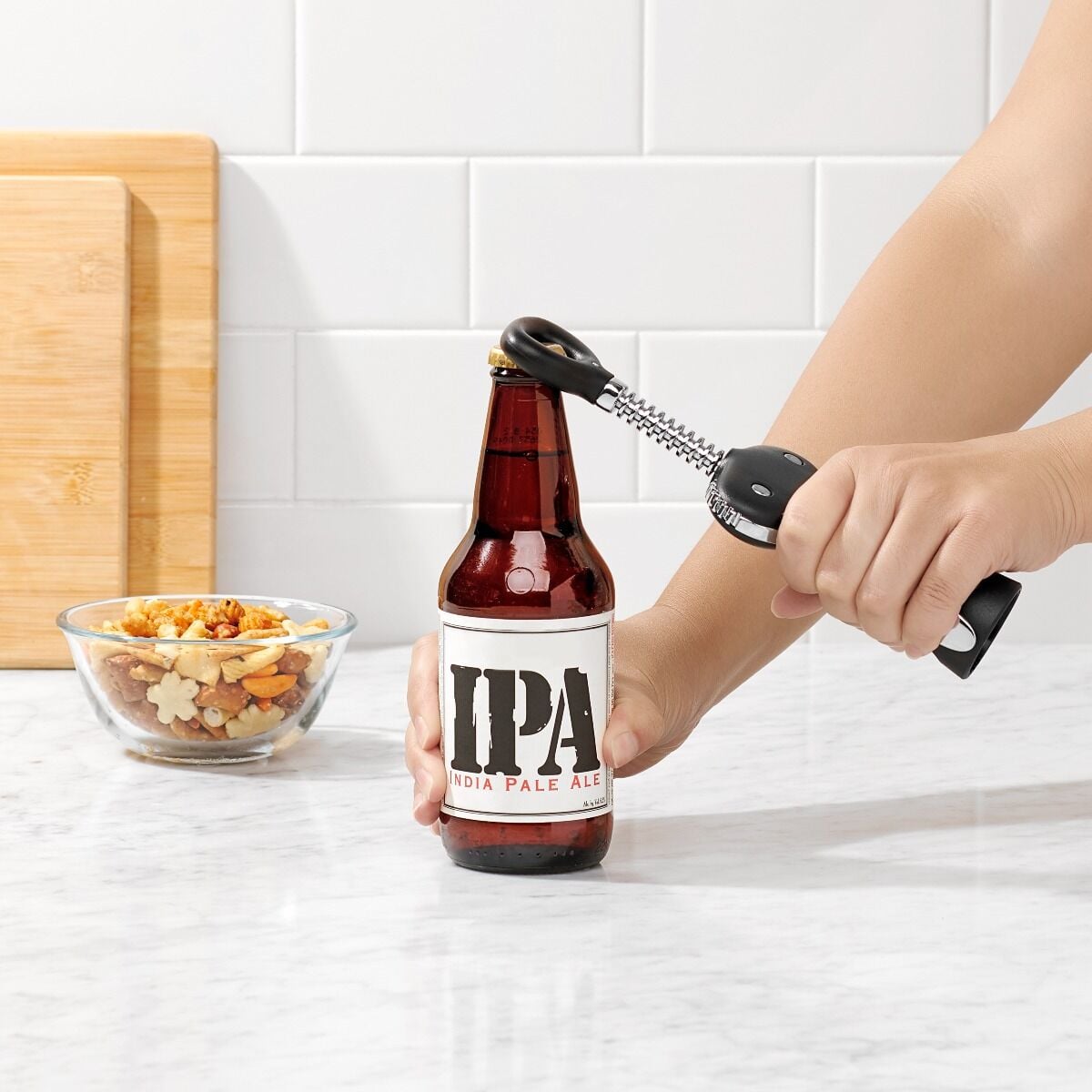 oxo-good-grips-winged-corkscrew-with-bottle-opener-q2 gg_11245400_4.jpg