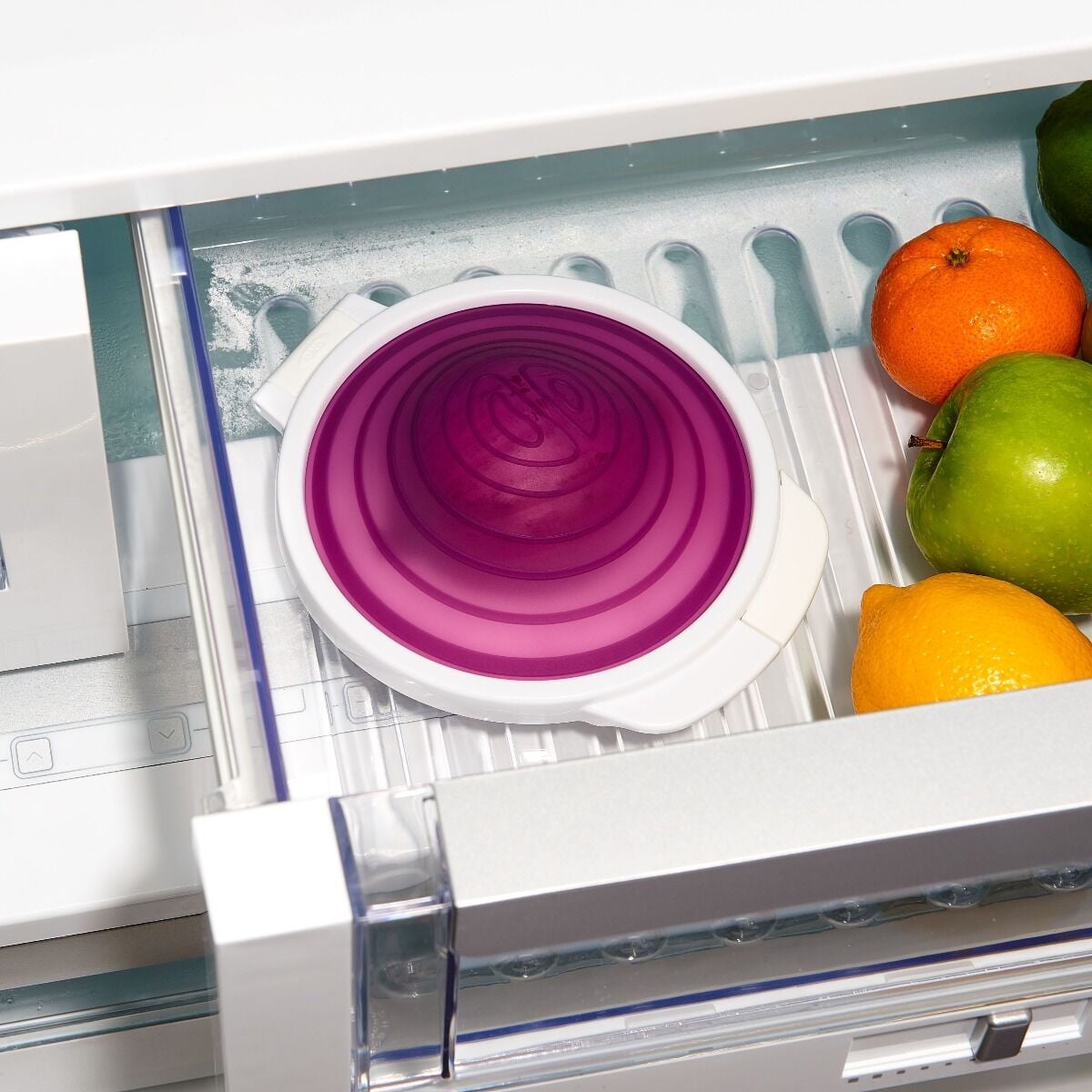 cut-and-keep-silicone-onion-keeper-o0 gg_11250100_9.jpg
