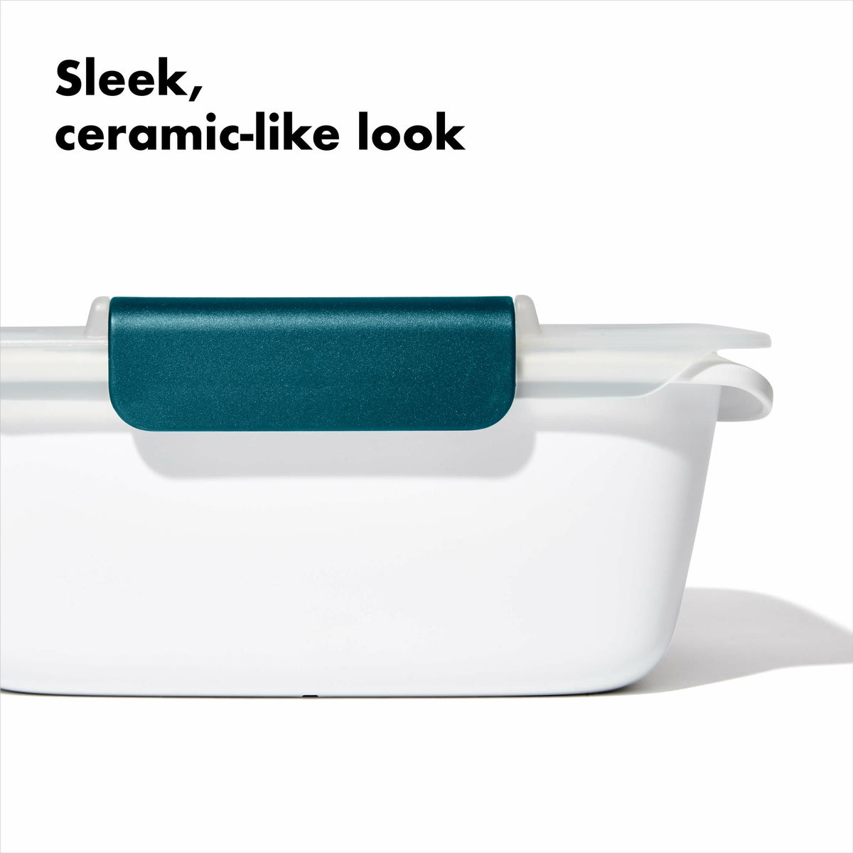 prep-and-go-salad-container-j2 gg_11301500___8b_1_.jpg