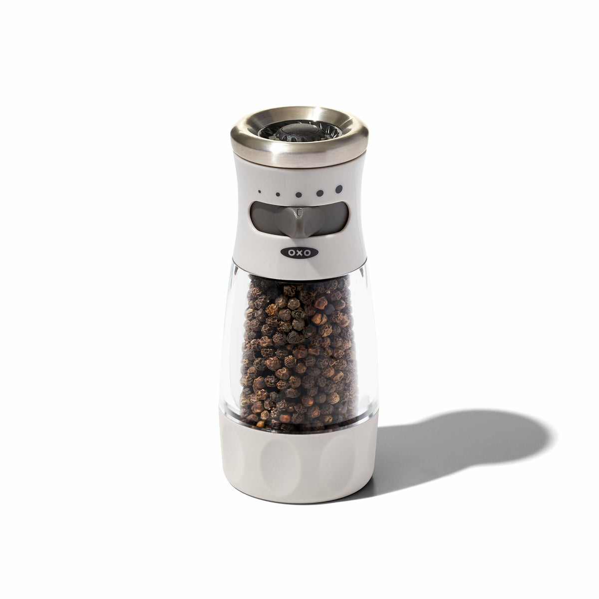 contoured-mess-free-pepper-grinder-c6 gg_11312500_3a_w_rgb_1_.jpg