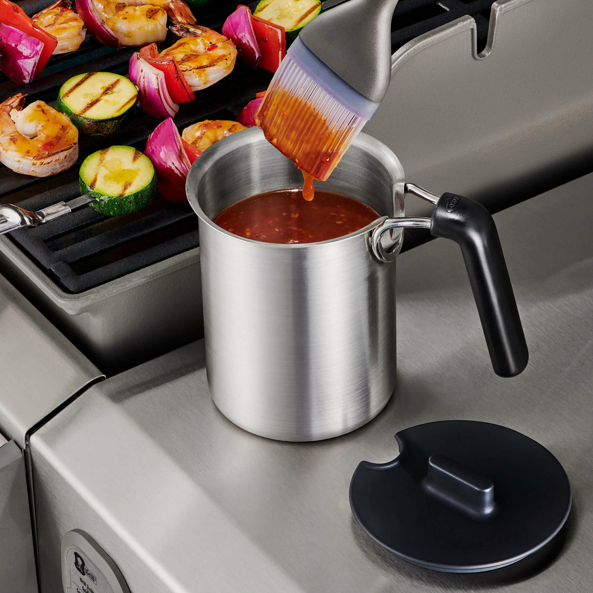 grilling-basting-pot-and-brush-set-r1 gg_11320400_052020_3_rgb_1_.jpg