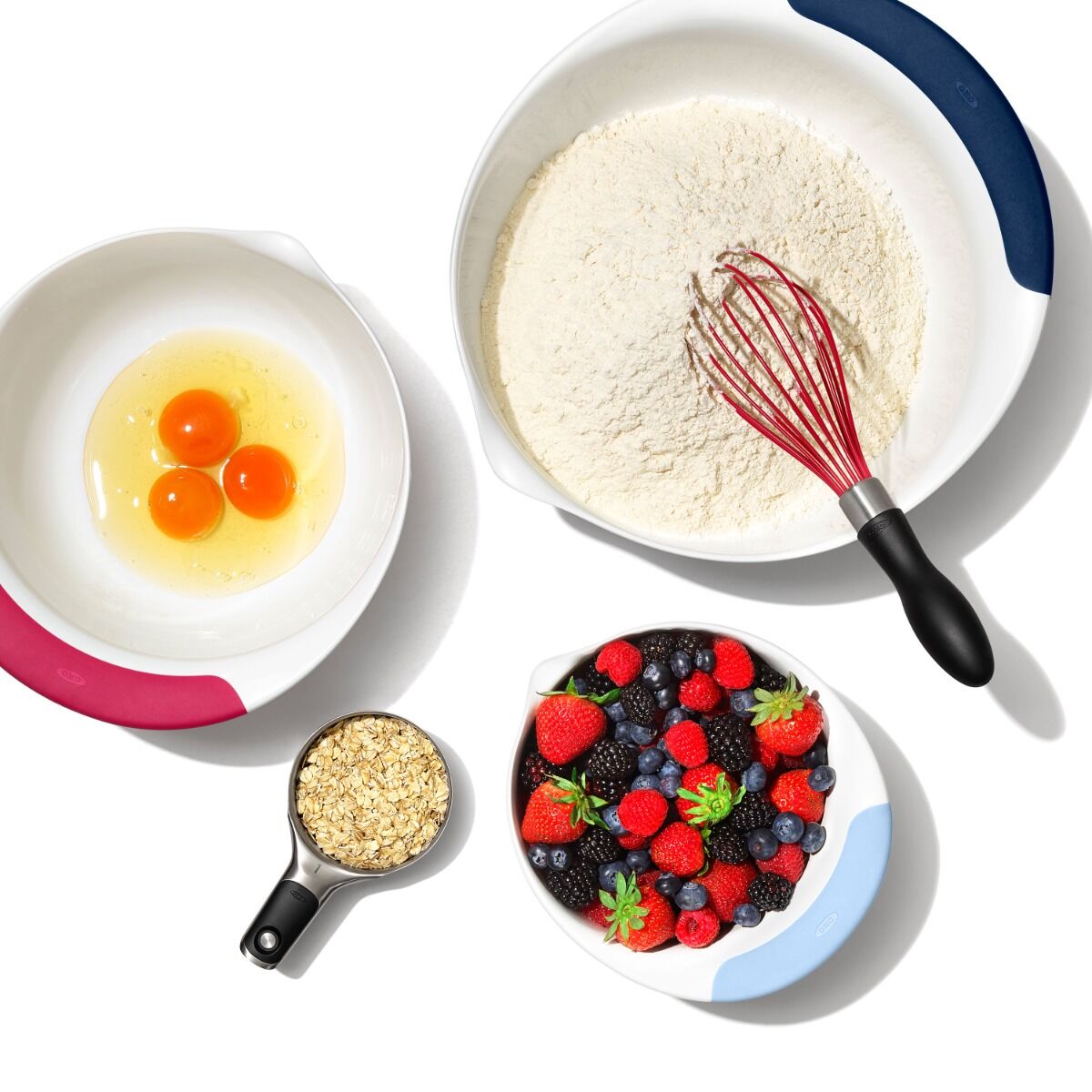 3-piece-mixing-bowl-set-new-colored-handles-a6 gg_11323100_012021_11_p_rgb_1.jpg