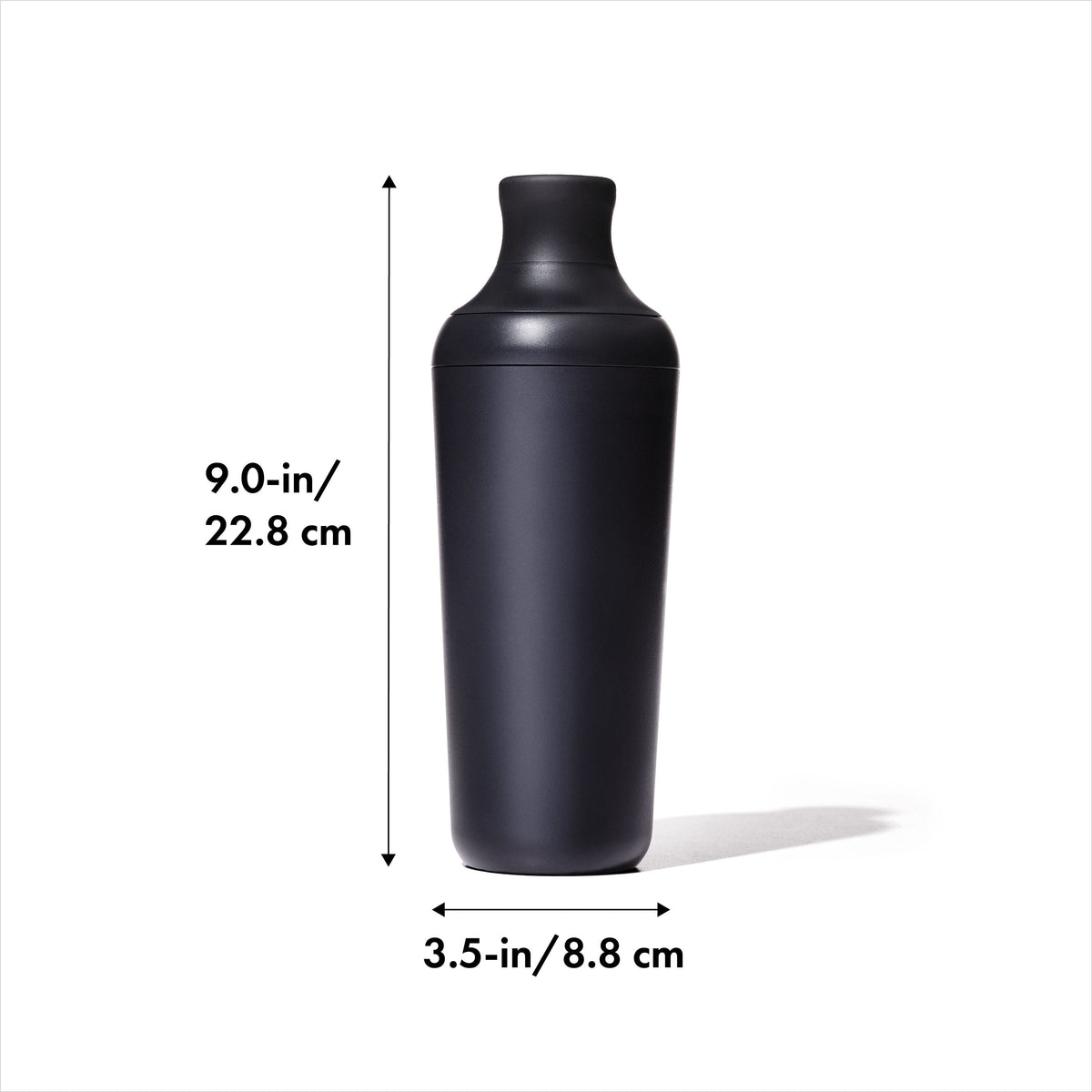 oxo-good-grips-plastic-cocktail-shaker-20-oz-590-ml-capacity-x7 gg_11327200_8dim.jpg