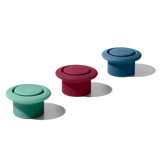 oxo-good-grips-silicone-wine-stoppers-n1 gg_11327400_121720_05_rgb.jpg