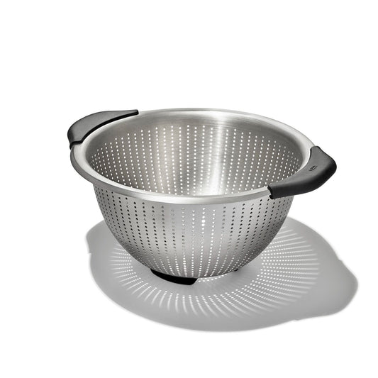 5-qt-stainless-steel-colander-q4 gg_11330900_stainlesssteelcolander5qt_02_rgb.jpg