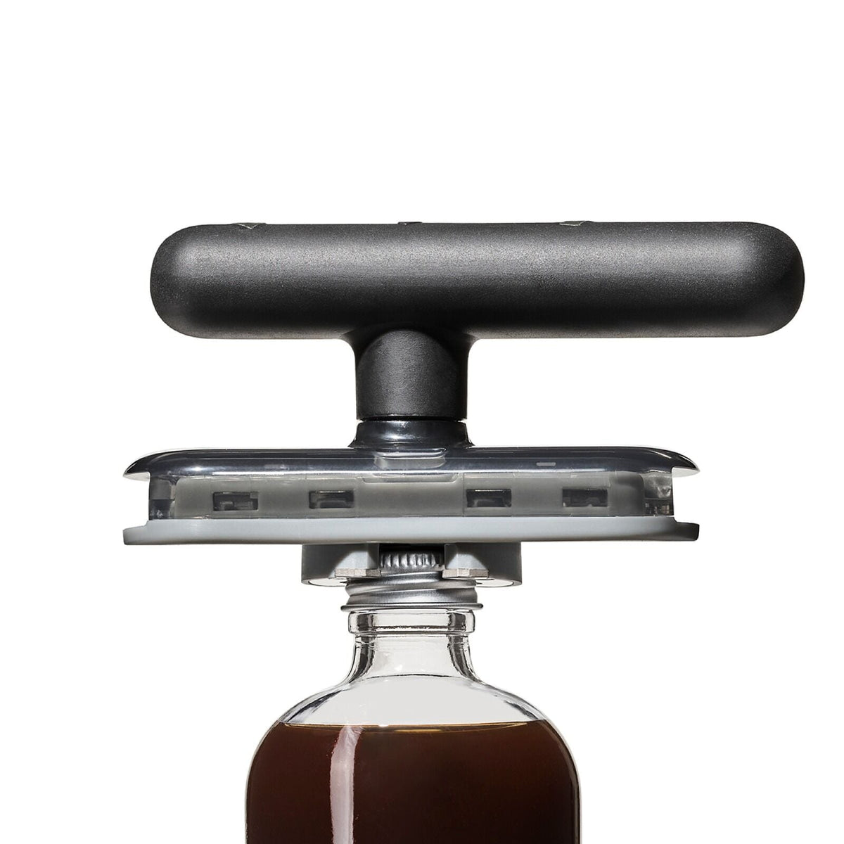 twisting-jar-opener-with-basepad-k9 gg_11332200_jaropenerwithbasepad_pdp_03_1.jpg