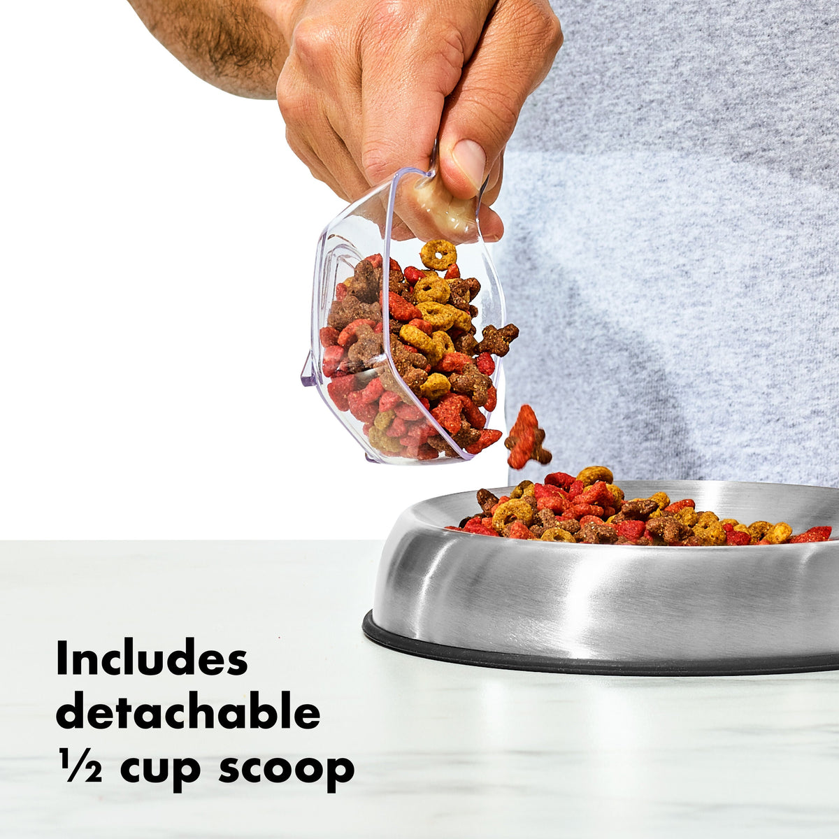 oxo-good-grips-pet-pop-container-6-0-qt-5-7-l-with-half-scoop-e9 gg_11332800_8b_1_.jpg