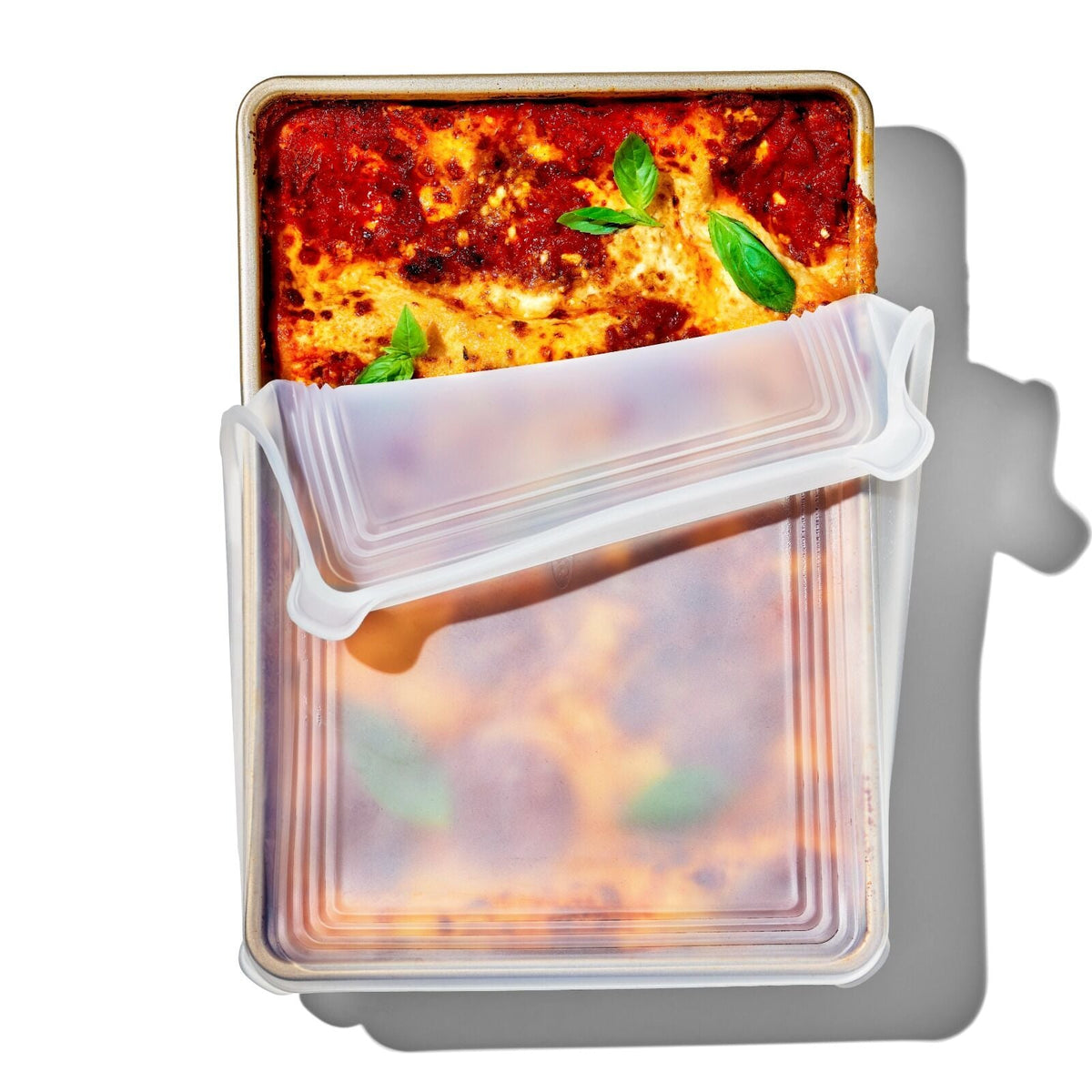 silicone-bakeware-lid-9in-x-13-in-l7 gg_11360400_siliconebakewarelid9x13_pdp_03.jpg