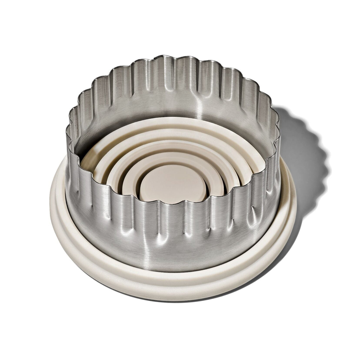 double-sided-cookie-and-biscuit-cutter-b2 gg_11360600_cookiecutterset_pdp_05.jpg
