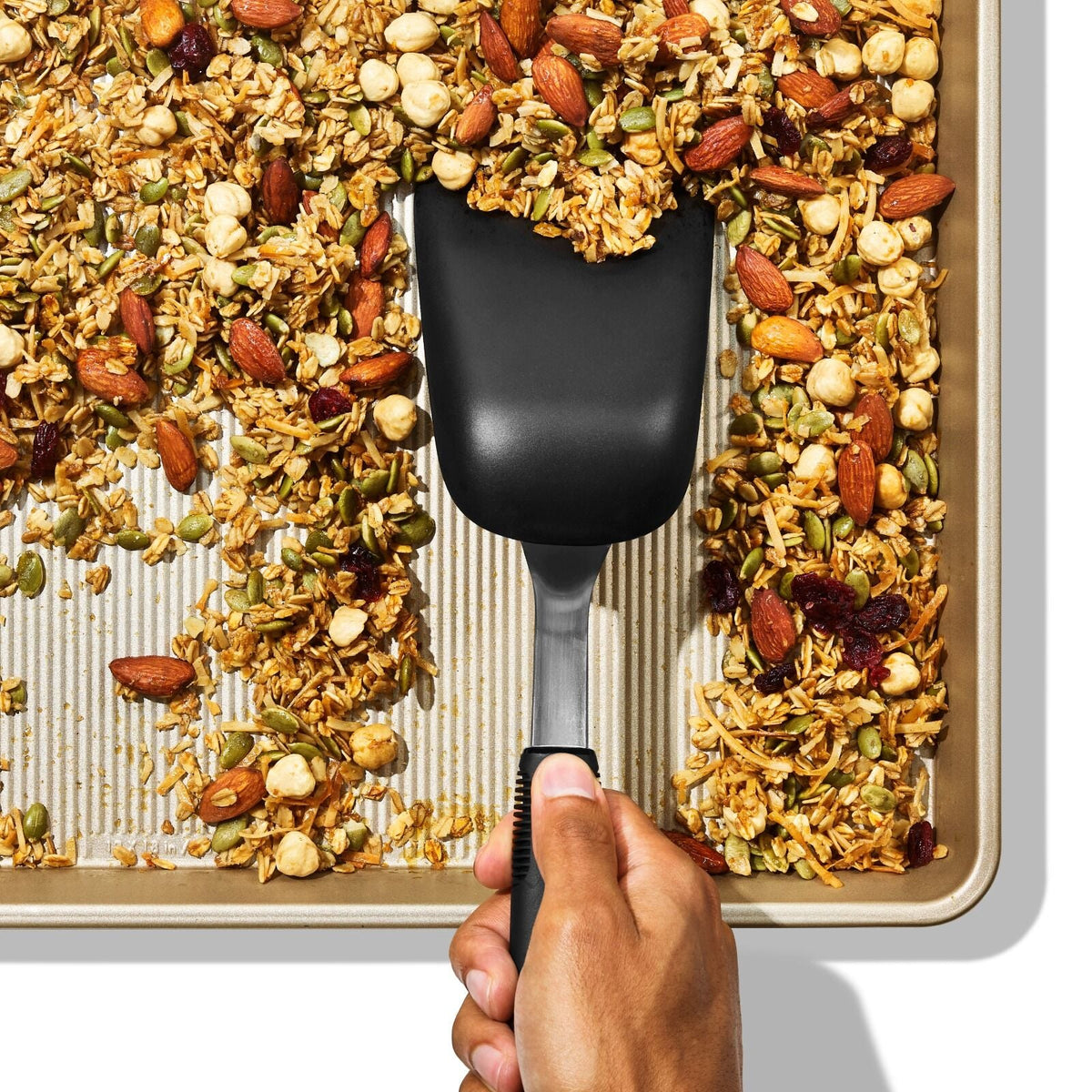 sheet-pan-scoop-e2 gg_11375300_sheetpanscoop_pdp_04.jpg