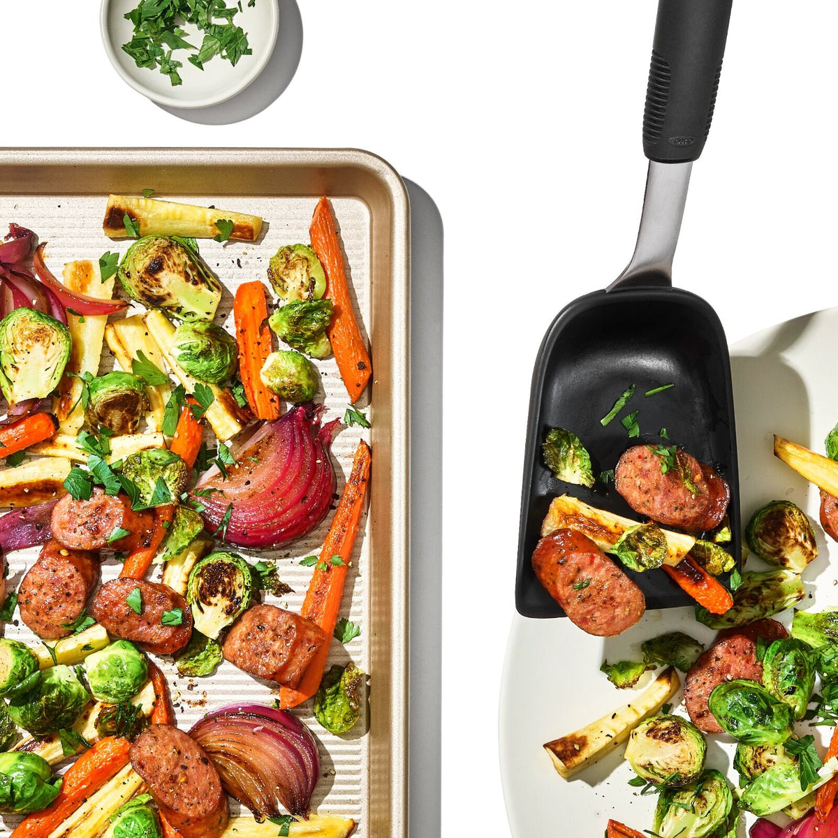 sheet-pan-scoop-e2 gg_11375300_sheetpanscoop_pdp_05.jpg
