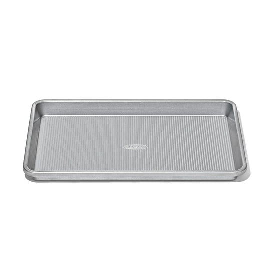 non-stick-pro-clear-coated-jelly-roll-pan-w1 gg_11435000_jelly-roll-pan_apdp_00_main.jpeg