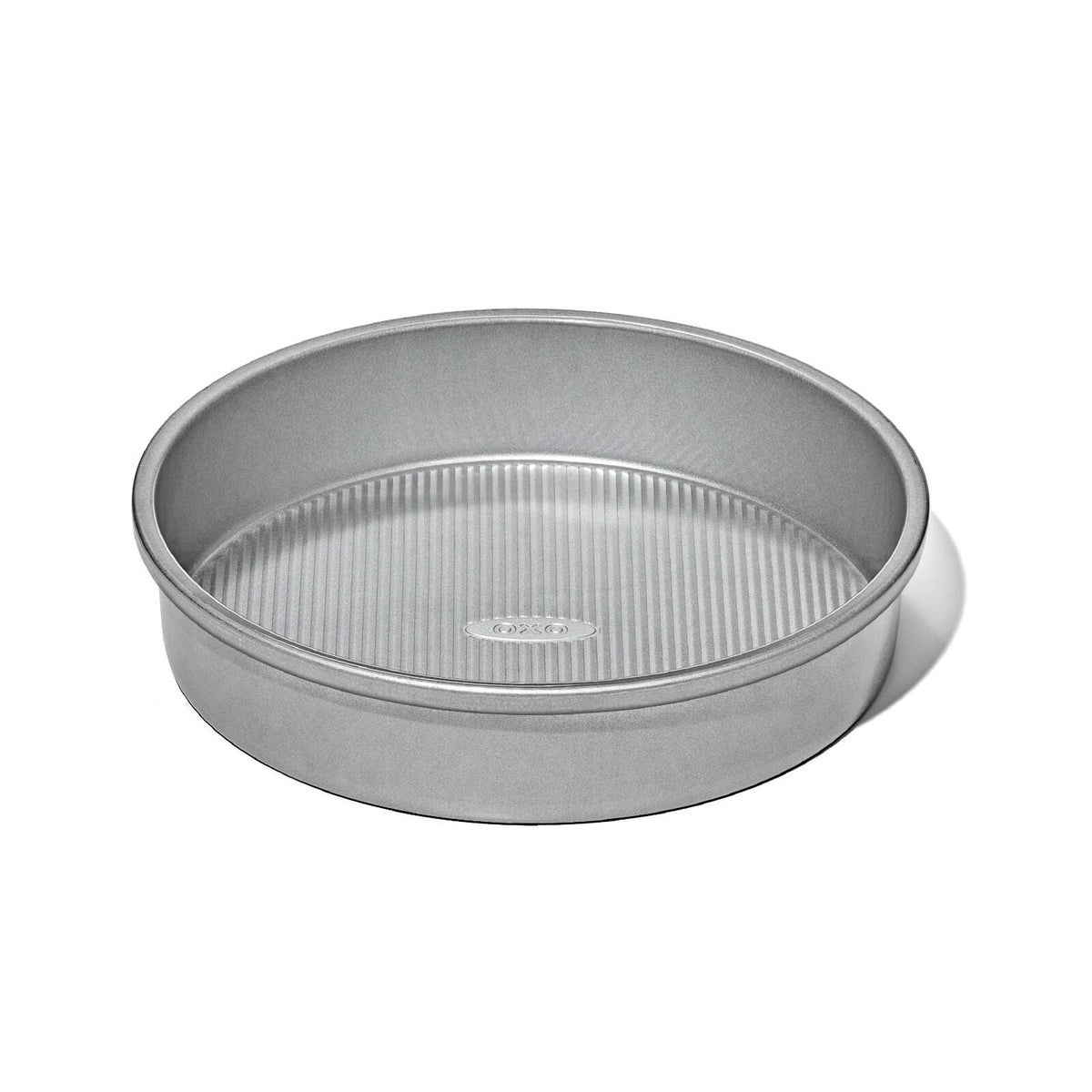 non-stick-pro-clear-coated-9in-round-cake-pan-o9 gg_11435100_9in-round-cake-pan_apdp_00_main.jpeg