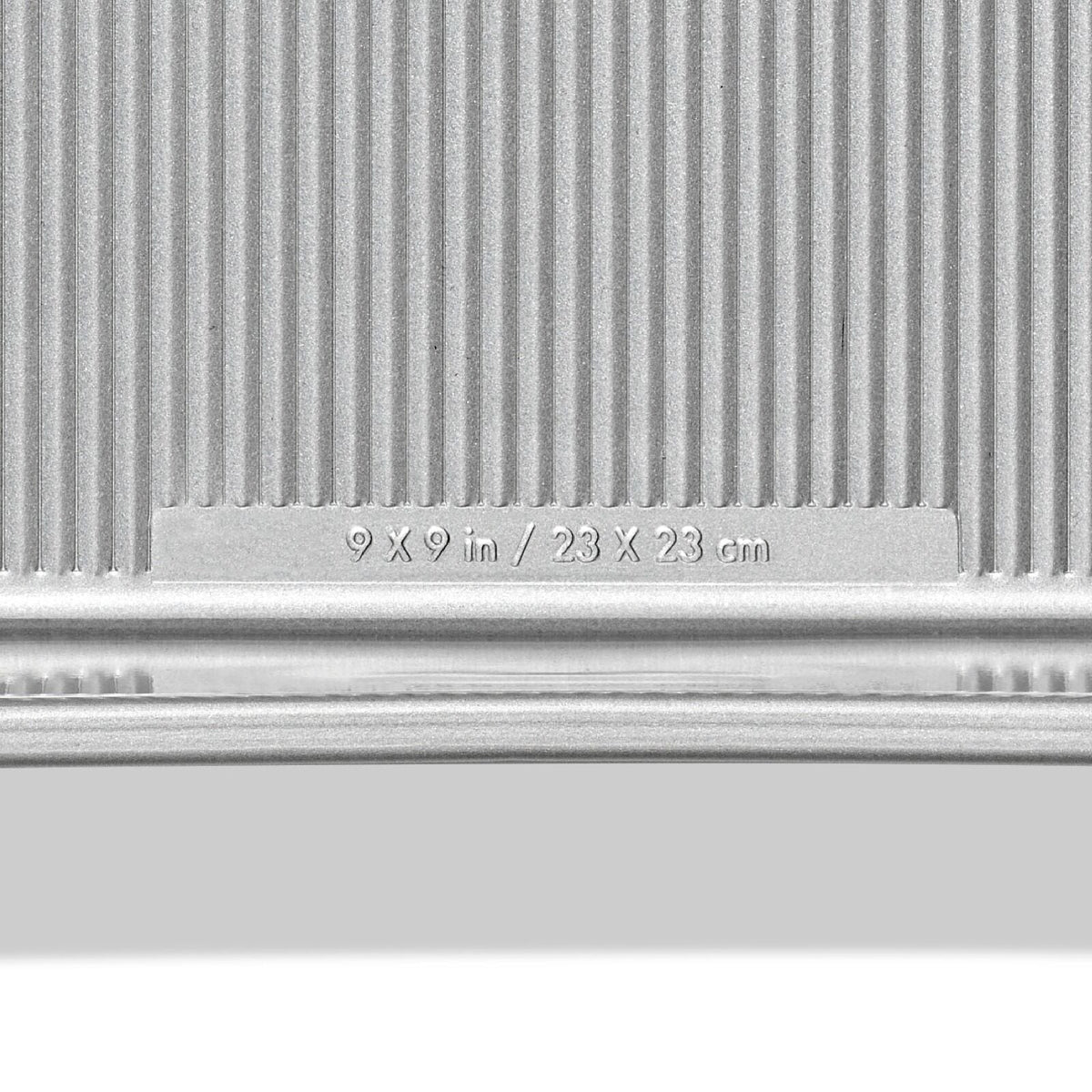 nonstick-pro-clear-coated-9in-square-cake-pan-j1 gg_11435200_9in-square-cake-pan_pdp_06.jpeg