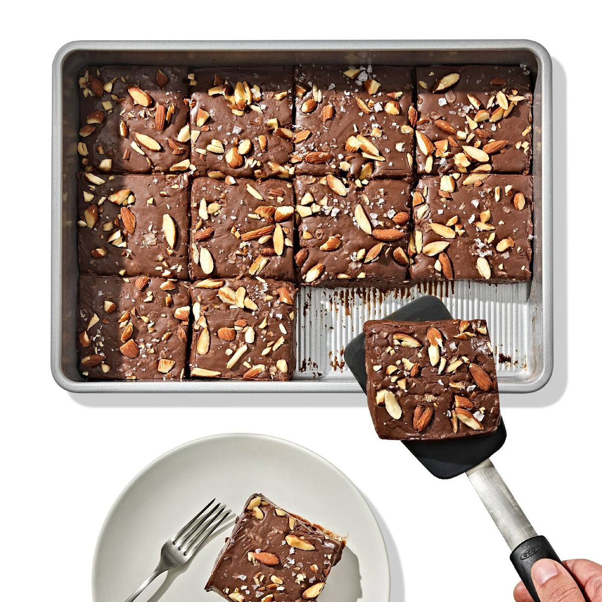 non-stick-pro-clear-coated-9inx13in-cake-pan-q7 gg_11435500_9x13-cake-pan_pdp_03.jpeg