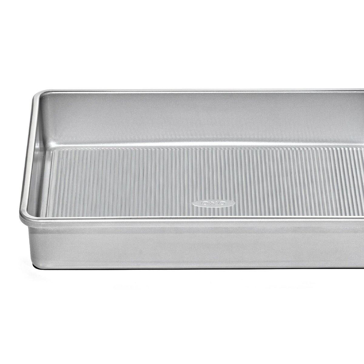 non-stick-pro-clear-coated-9inx13in-cake-pan-q7 gg_11435500_9x13-cake-pan_pdp_05.jpeg