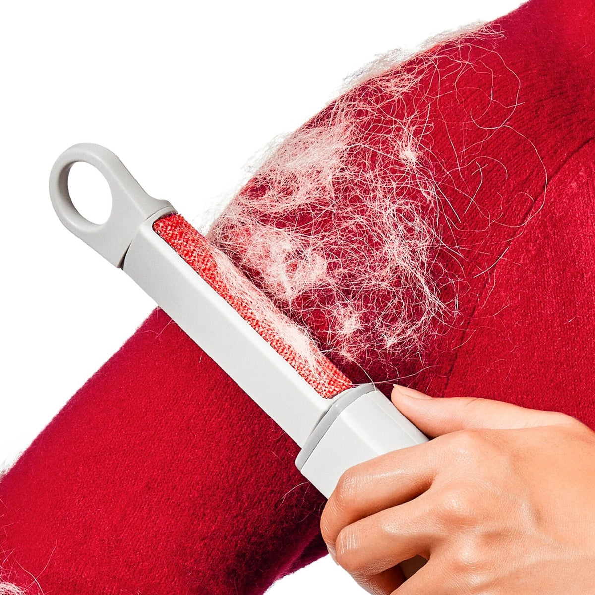 reusable-lint-roller-g6 gg_12331200_otglintbrush_pdp_02_1_.jpg