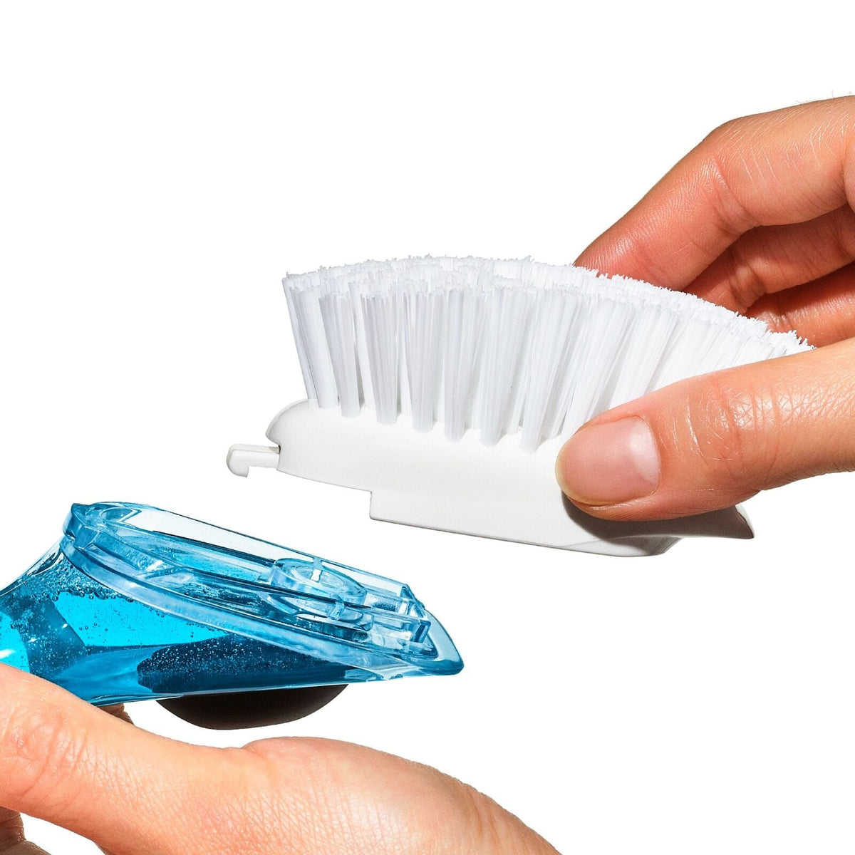 soap-dispensing-dish-brush-refill-2pk-k9 gg_12361200_soapdispensingdishbrushrefills_pdp_05.jpg