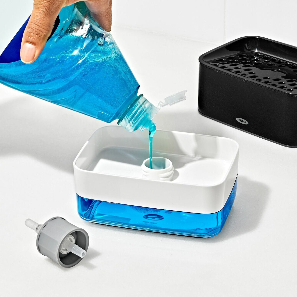 soap-dispensing-sponge-holder-e9 gg_12426800_soap-dispensing-sponge-holder_pdp_05.jpeg