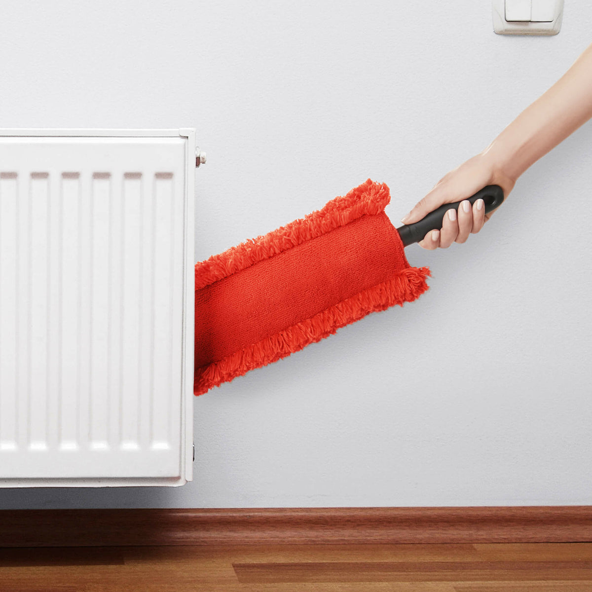 microfiber-under-appliance-duster-t4 gg_1245400_4d_1__1.jpg