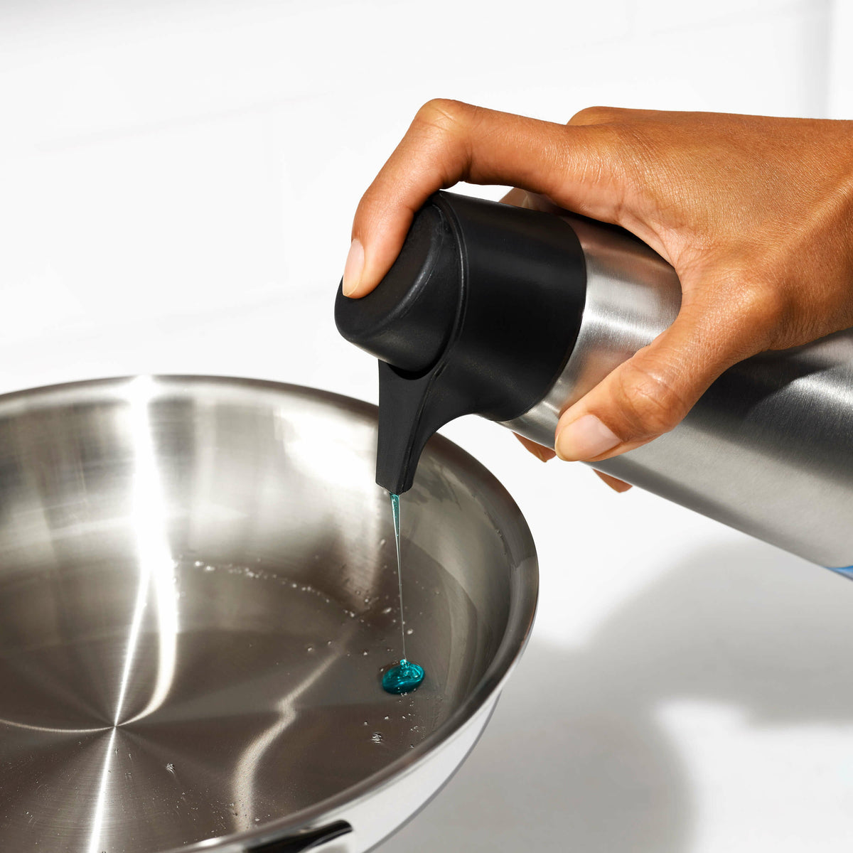 easy-press-soap-dispenser-j5 gg_13144000_4_rgb_1_.jpg