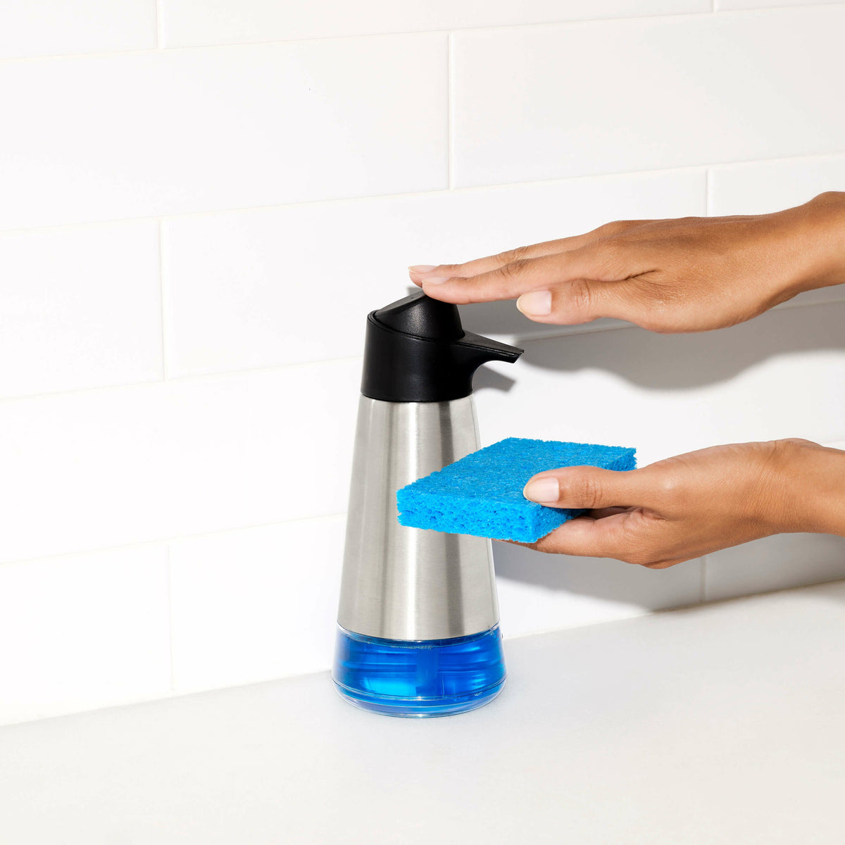 easy-press-soap-dispenser-j5 gg_13144000_4a_main_03_rgb_1_.jpg