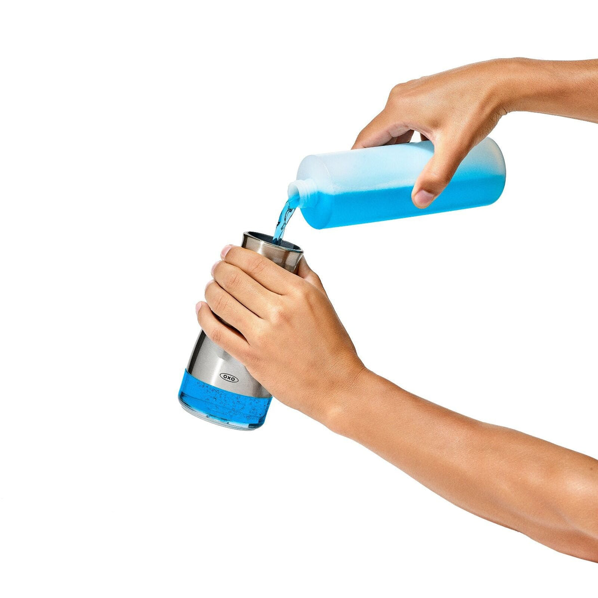 stainless-steel-foaming-soap-dispenser-o9 gg_13331100_071321_09_rgb.jpg